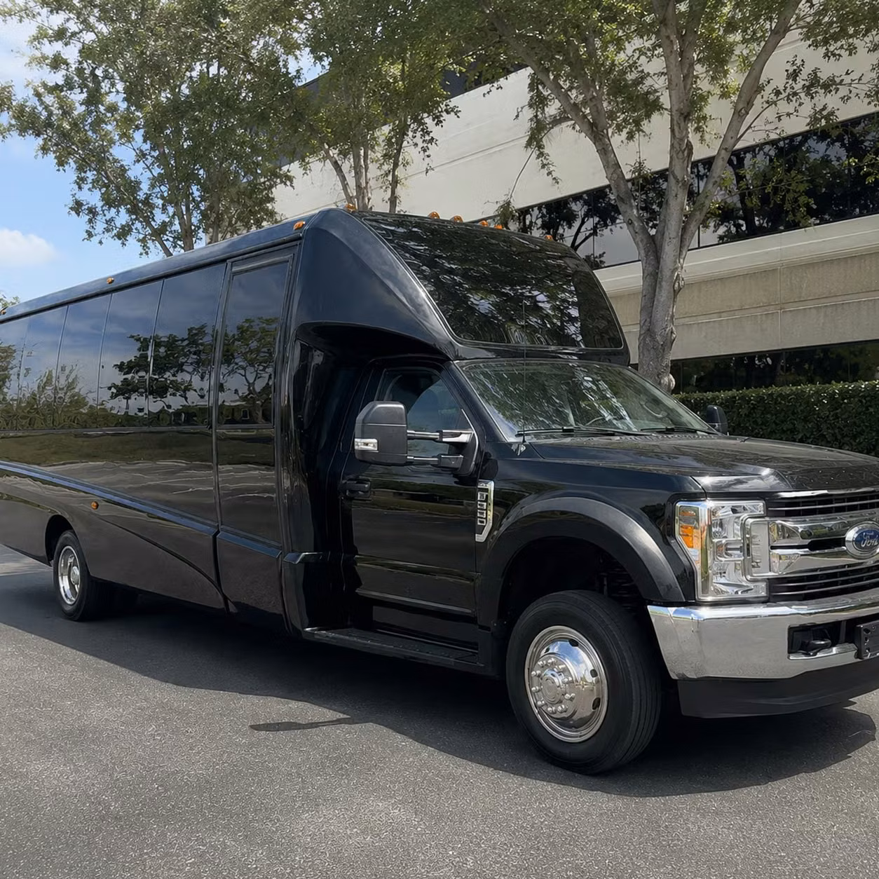bachelorette party and bridal party bus rentals in riverside