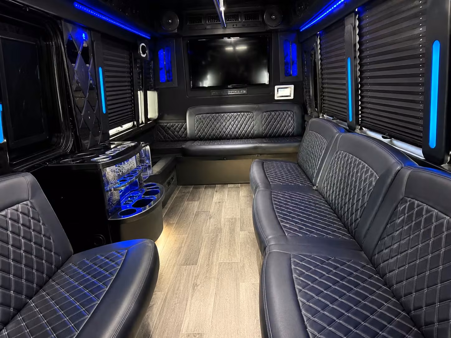 bus rentals for riverside proms homecomings